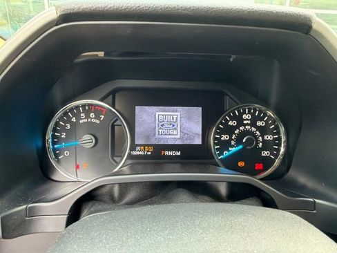 Used 2017 Ford F150 Lariat w/ Equipment Group 502A Luxury AWD/4WD image 15