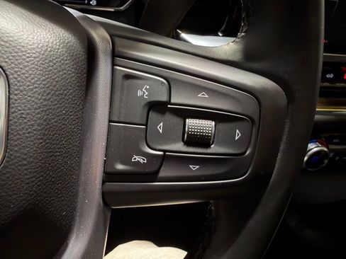 Used 2024 GMC Sierra 1500 Elevation w/ LPO, Elevation Black Package image 17