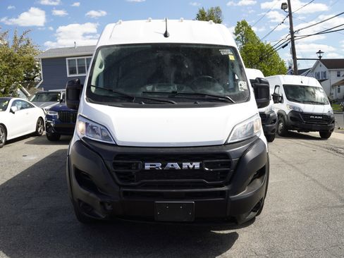 Used 2023 RAM ProMaster 2500 FWD image 9