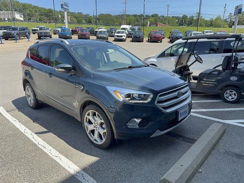 Used 2019 Ford Escape Titanium AWD/4WD image 4