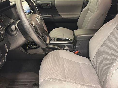 Used 2022 Toyota Tacoma SR image 20