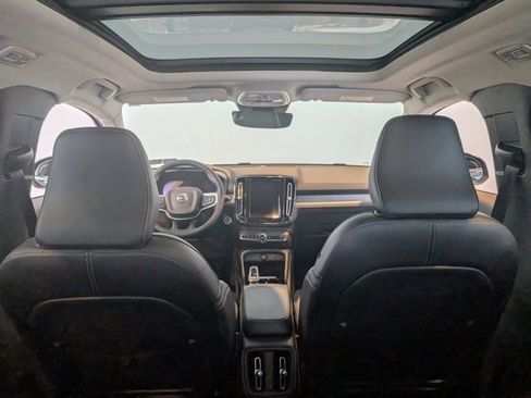 Used 2023 Volvo XC40 B5 Plus w/ Driver Assist Package image 31