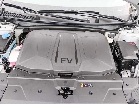 New 2026 Hyundai Ioniq 5 SEL image 13