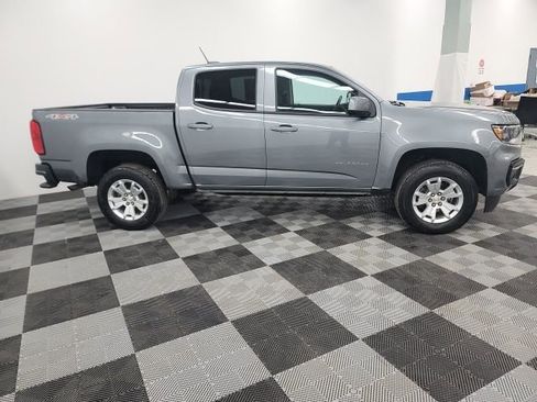 Used 2022 Chevrolet Colorado LT w/ LT Convenience Package image 4