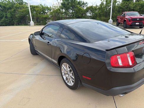 Used 2012 Ford Mustang Premium image 5