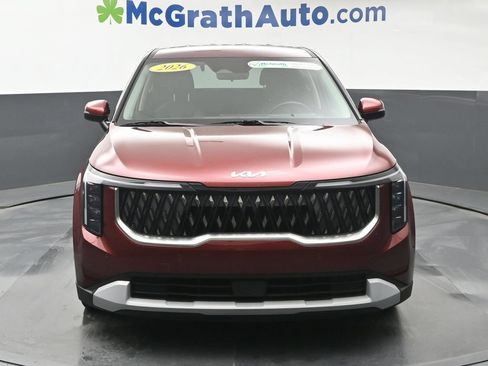 Used 2026 Kia Carnival FWD image 6
