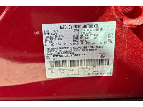 Used 2025 Ford Explorer ST RWD image 12