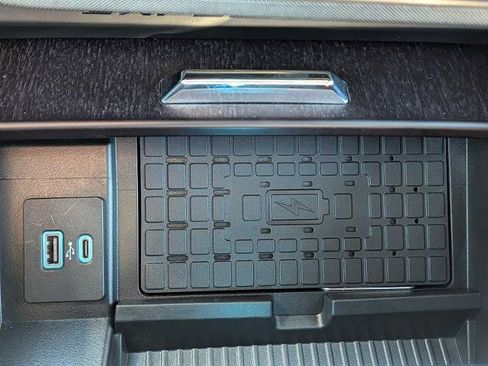 Certified 2024 Ford Expedition Max Platinum AWD/4WD image 26