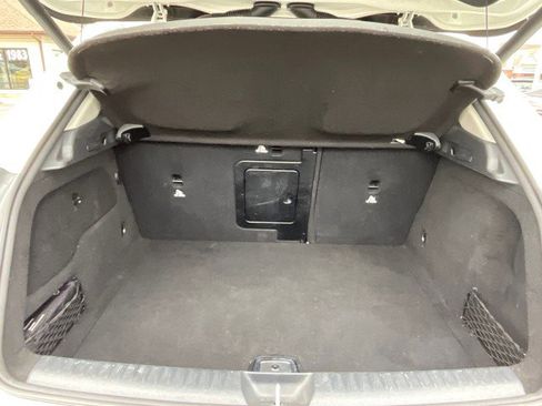 Used 2019 Mercedes-Benz GLA 250 4MATIC image 32