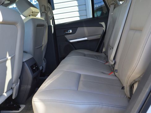 Used 2013 Ford Edge SEL image 16