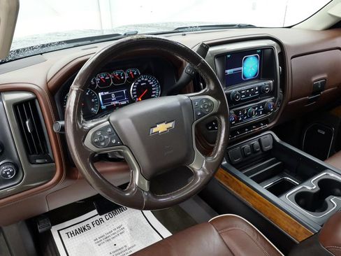 Used 2015 Chevrolet Silverado 2500 High Country w/ High Country Premium Package AWD/4WD image 11