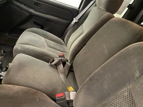 Used 2004 Chevrolet Silverado 2500 LS AWD/4WD image 33