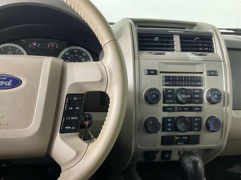 Used 2012 Ford Escape XLT AWD/4WD image 22