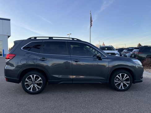 Used 2023 Subaru Forester Limited image 9