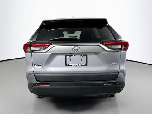 Used 2021 Toyota RAV4 XLE Premium FWD image 6