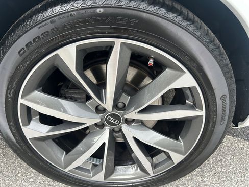 Certified 2022 Audi SQ7 Prestige AWD/4WD image 22
