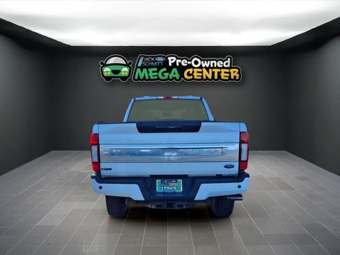 Used 2021 Ford F350 Platinum w/ Tremor Off-Road Package image 28