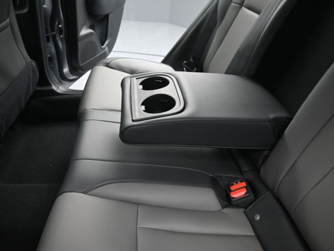 New 2026 Subaru Outback Premium AWD/4WD image 39