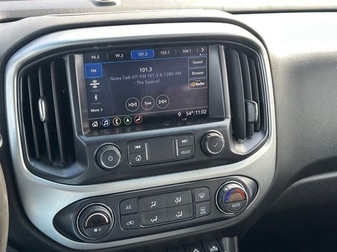 Used 2019 Chevrolet Colorado ZR2 w/ ZR2 Midnight Special Edition AWD/4WD image 30