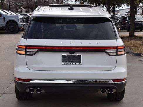 New 2026 Lincoln Aviator Reserve image 8