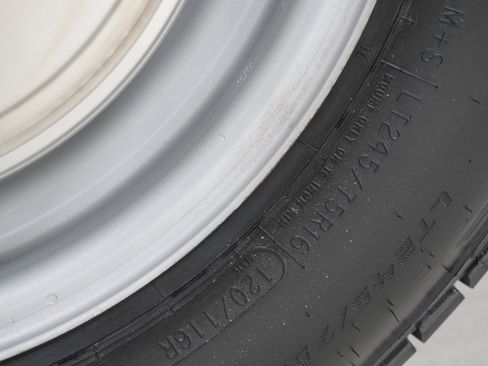 Used 2002 Ford E-350 and Econoline 350 XL image 18