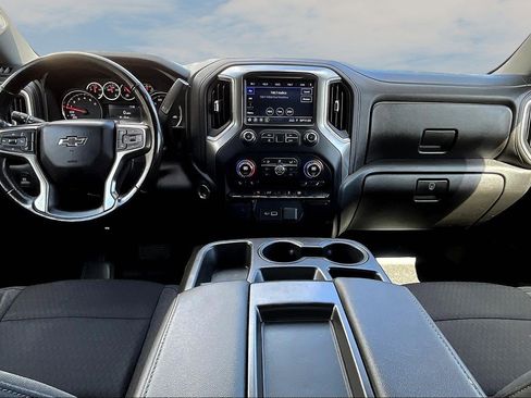 Used 2020 Chevrolet Silverado 1500 RST w/ All-Star Edition image 8