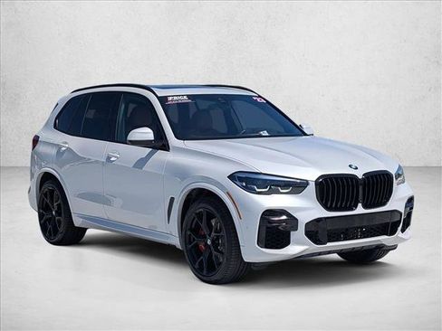 Used 2023 BMW X5 xDrive40i w/ M Sport Package image 3