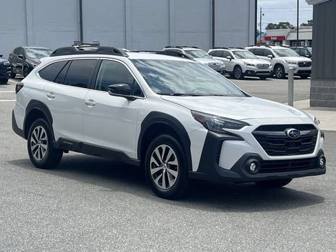 Certified 2024 Subaru Outback Premium AWD/4WD image 15