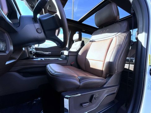 New 2026 Ford F450 King Ranch w/ Camper Package AWD/4WD image 12