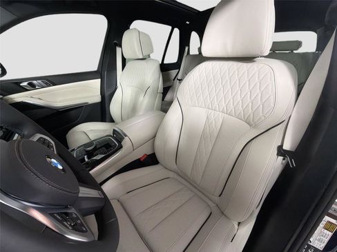 New 2026 BMW X5 xDrive40i AWD/4WD image 19