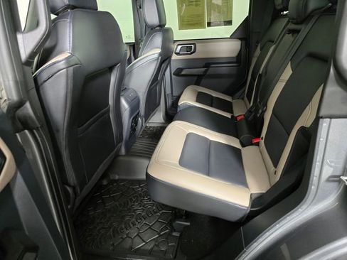 Certified 2024 Ford Bronco Wildtrak image 19
