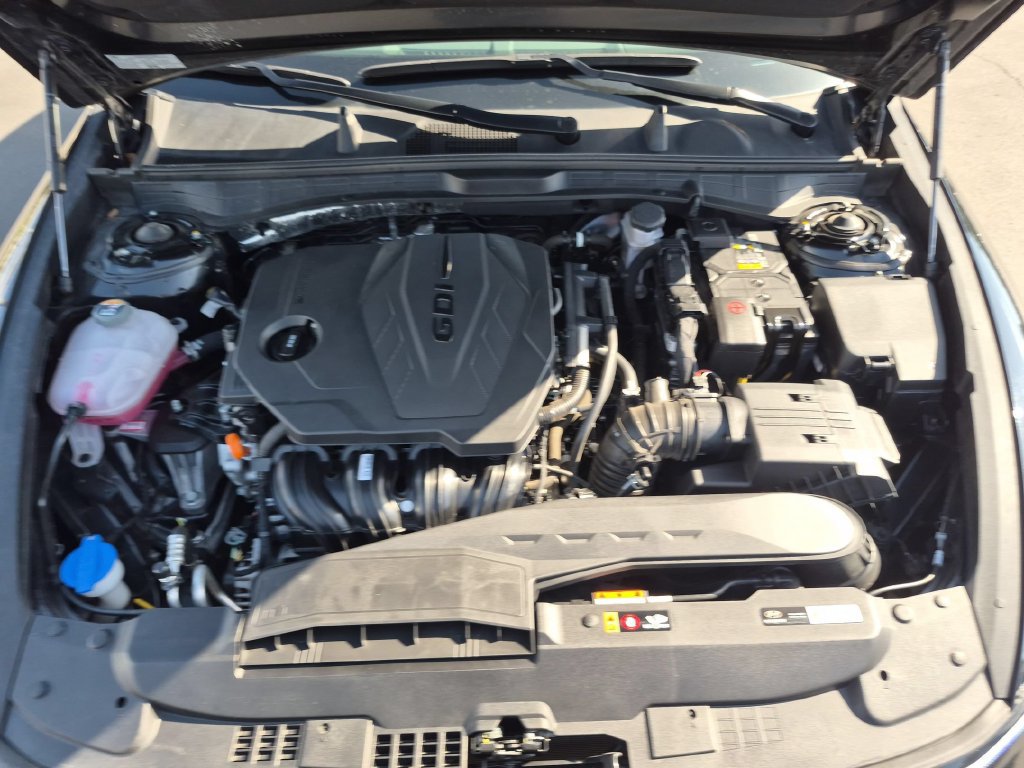 Used 2025 Hyundai Sonata SEL FWD image 35