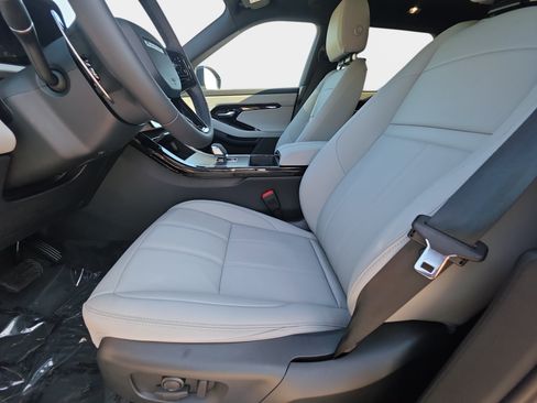 New 2026 Land Rover Range Rover Evoque S AWD/4WD image 14