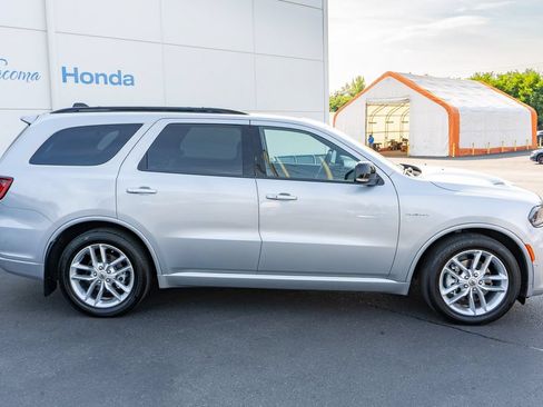 Used 2024 Dodge Durango R/T AWD/4WD image 16