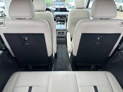 Used 2024 MAZDA CX-90 Plug-In Hybrid w/ Premium Pkg AWD/4WD image 9