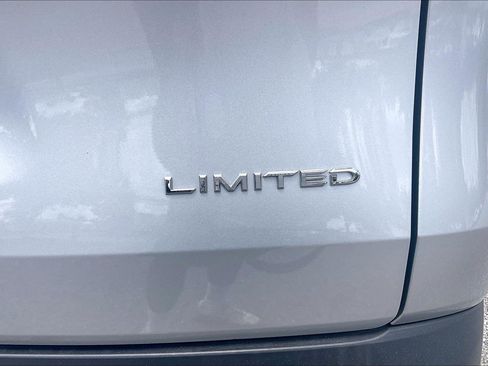 Used 2024 Toyota Grand Highlander AWD image 10
