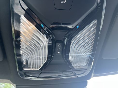 Used 2024 BMW X5 xDrive40i w/ Premium Package image 20