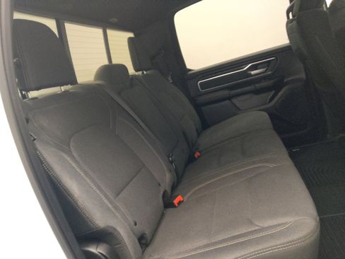 Used 2019 RAM 1500 Big Horn AWD/4WD image 19
