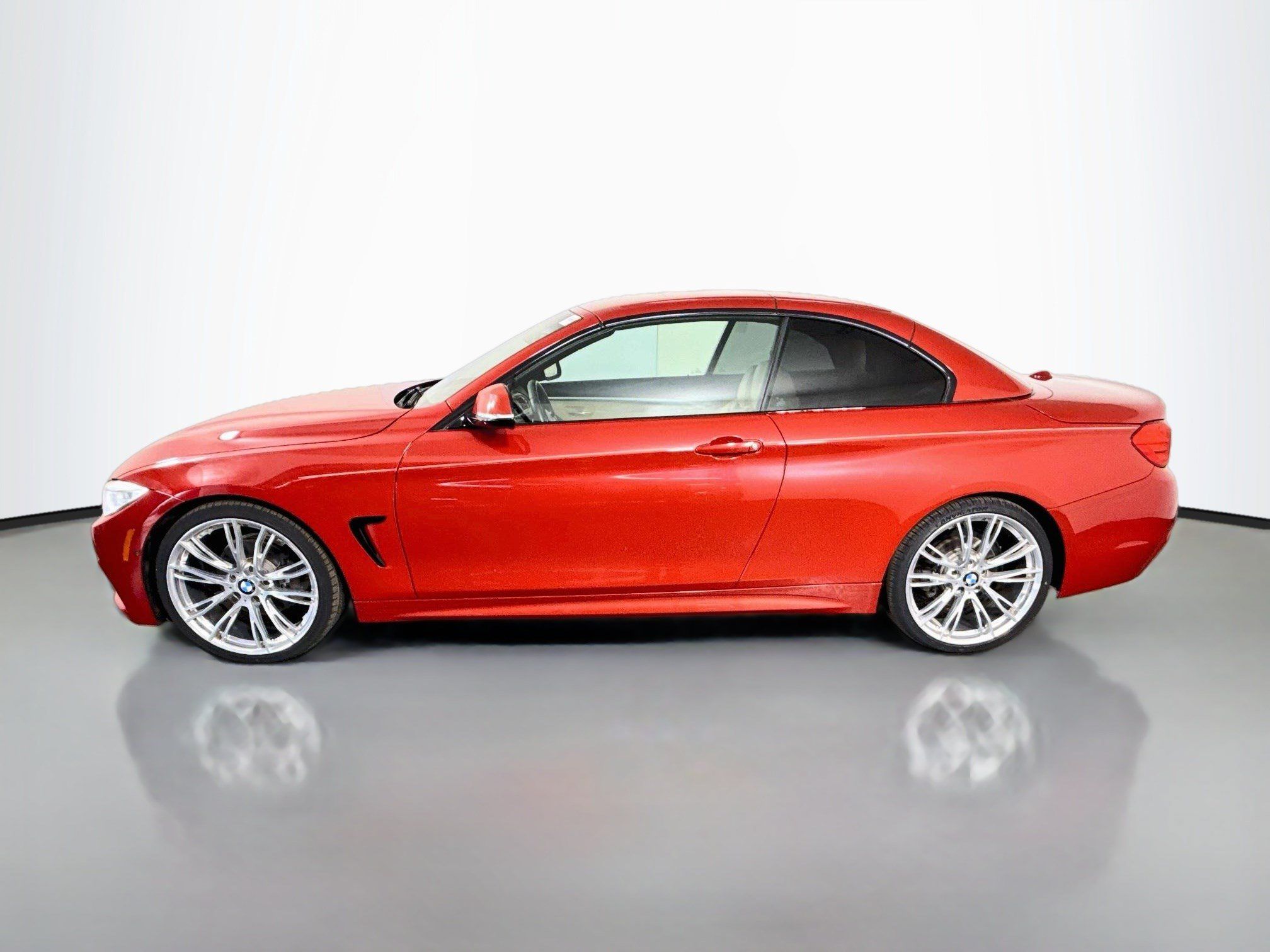 Used 2016 BMW 428i Convertible RWD image 6