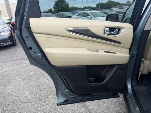 Used 2017 INFINITI QX60 Luxe w/ Premium Plus Package AWD/4WD image 18