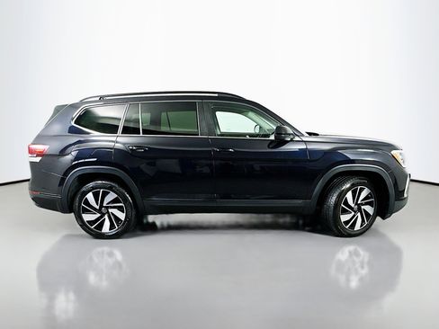 Used 2024 Volkswagen Atlas SE image 8