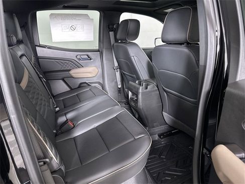 New 2026 GMC Canyon Denali image 28