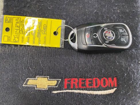 Used 2023 Buick Enclave Essence w/ Experience Buick Package AWD/4WD image 29