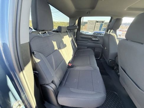 Used 2024 Chevrolet Silverado 1500 LT image 8