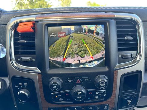 Used 2017 RAM 2500 Laramie w/ Convenience Group image 20