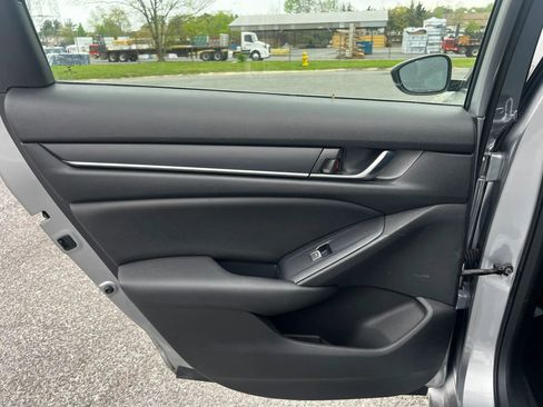 Used 2019 Honda Accord LX image 6