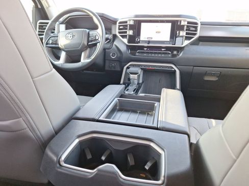 Used 2024 Toyota Tundra SR5 image 33