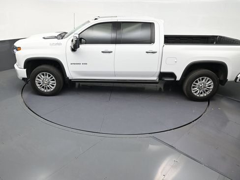 Used 2023 Chevrolet Silverado 2500 High Country w/ Z71 Off-Road Package AWD/4WD image 13