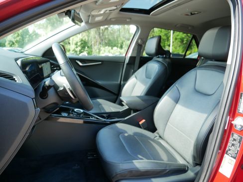 Certified 2023 Kia Niro Wave w/ Wave Preserve Package FWD image 34