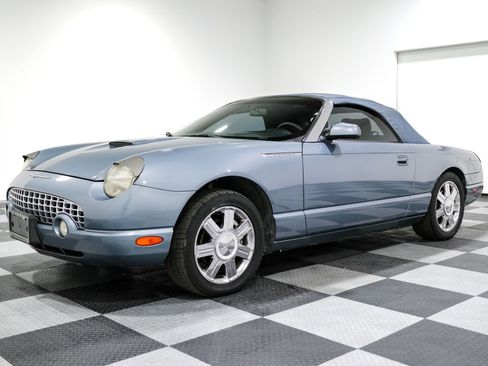 Used 2005 Ford Thunderbird RWD image 6